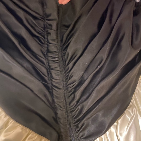 Formal dress - Picture 9 of 12